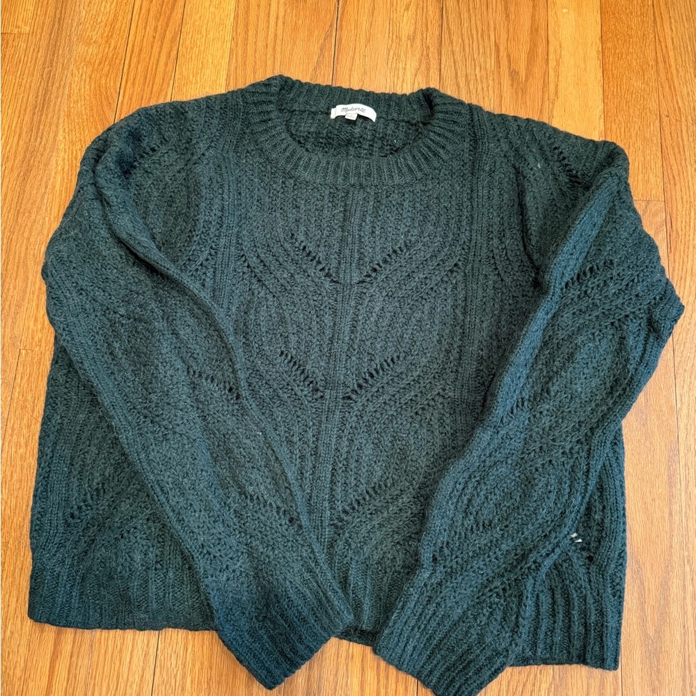 Women's Cable Knit Sweater - Dark Green